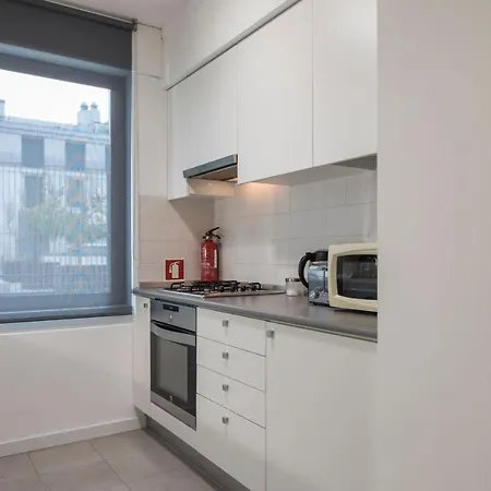 Lovelystay - Family-friendly Downtown Appartement