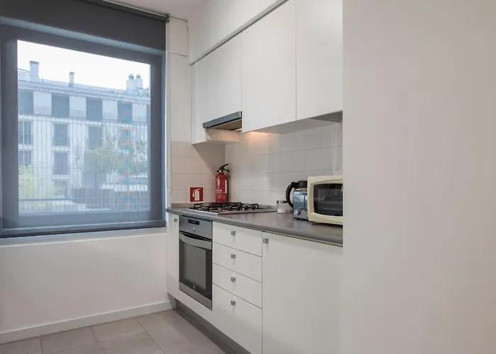 Lovelystay - Family-friendly Downtown アパート