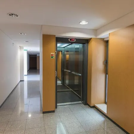 Apartamento Lovelystay - Family-friendly Downtown