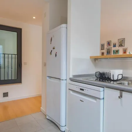 Lovelystay - Family-friendly Downtown